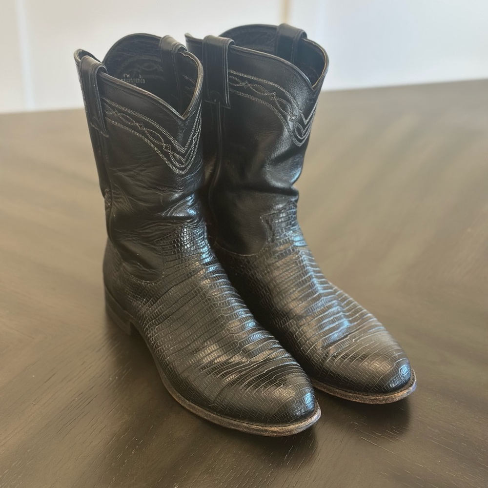 Justin 3112 Men’s Exotic Roper Cowboy Boots in Black Lizard